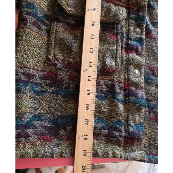 BBJ Los Angeles Aztec Print Knit Snap Cropped women's Jacket SIZE L Trendy - Picture 11 of 11